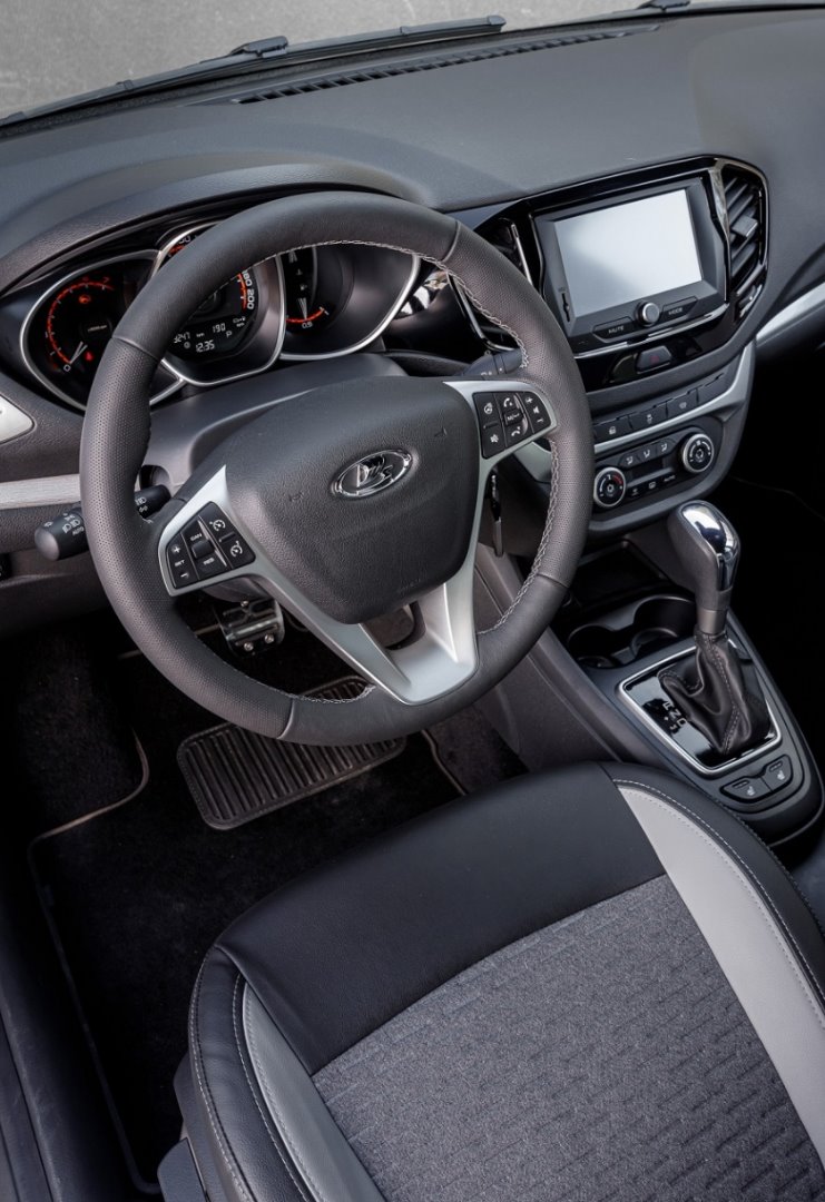 LADA Vesta с АТ и новыми опциями - старт продаж